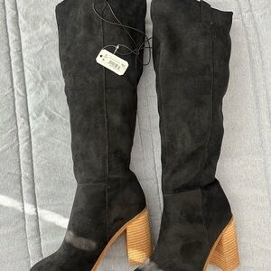 Black Suede Knee-High Boots